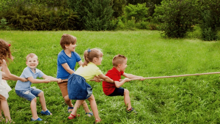 10 FUN GAMES FOR THE BEST KID’S FIELD DAY!, tug of war, blog