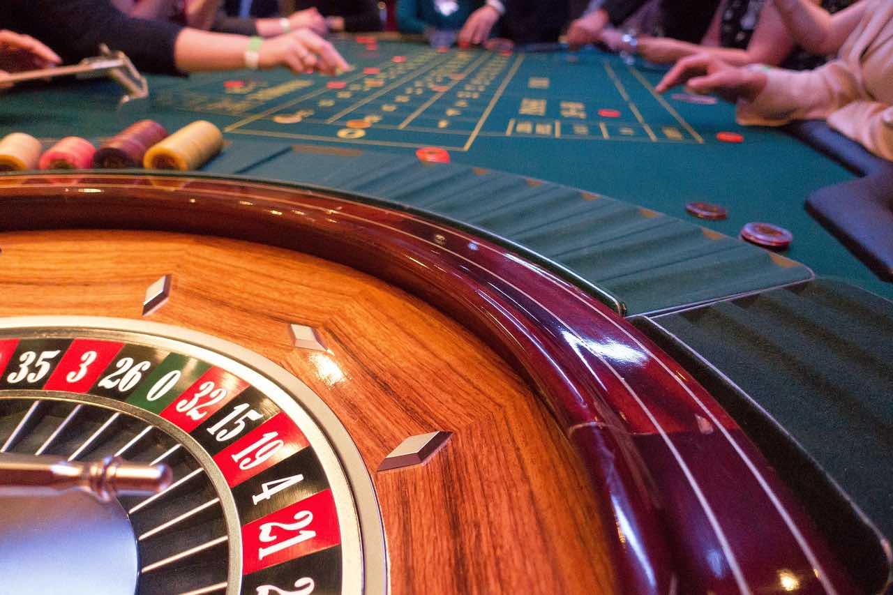 What to Know Before Play Casino Games in Canada