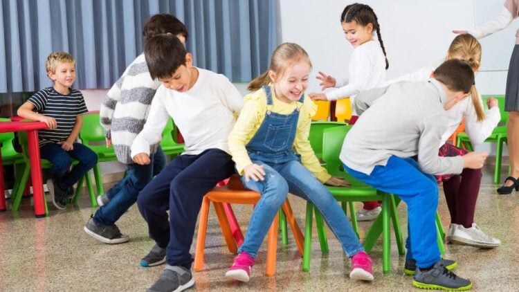 musical chairs birthday party games for kids